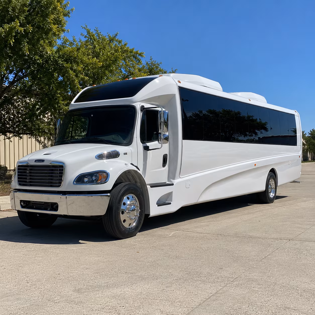 beaumont 18 passenger minibus