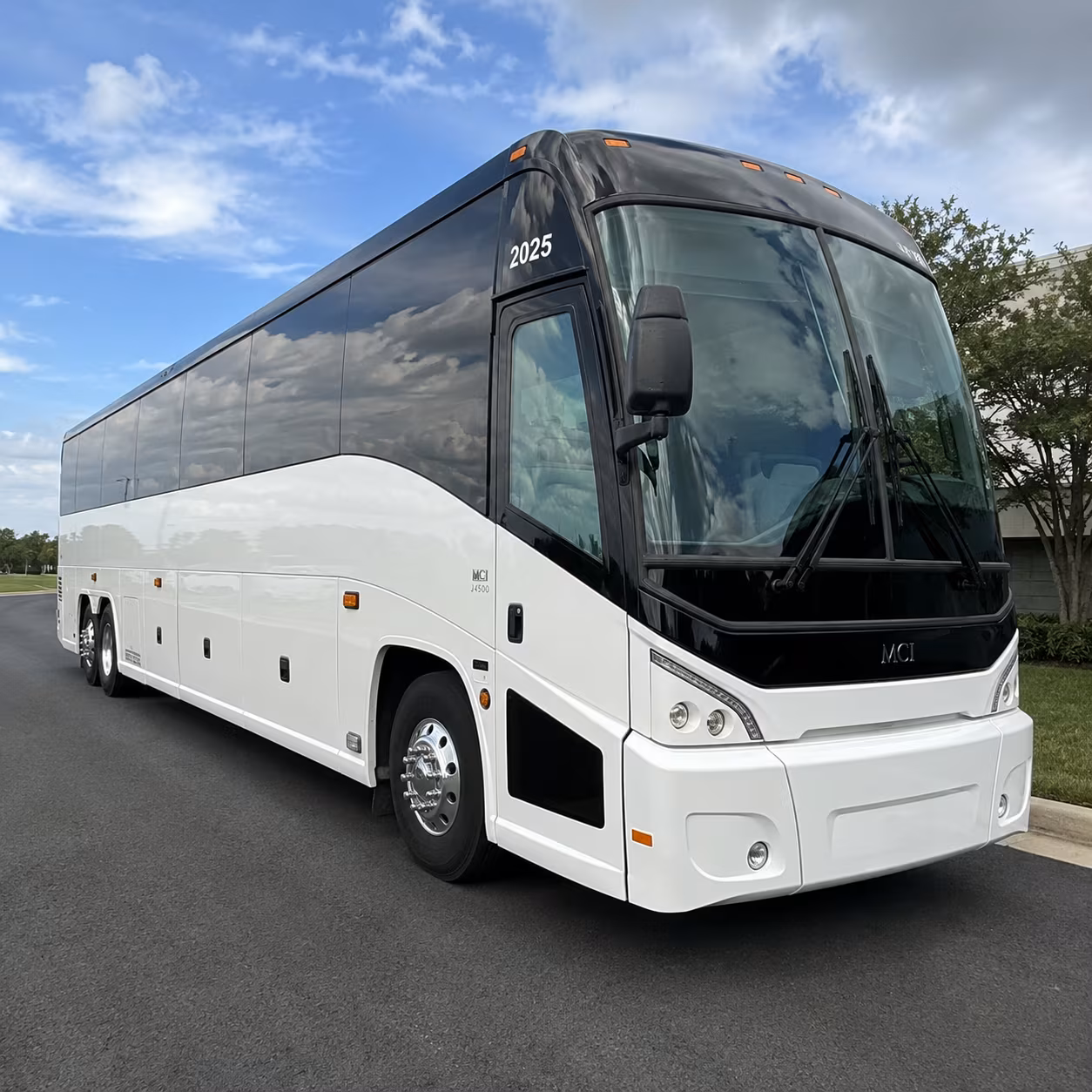 employee shuttle buses for beaumont business parks and office campuses